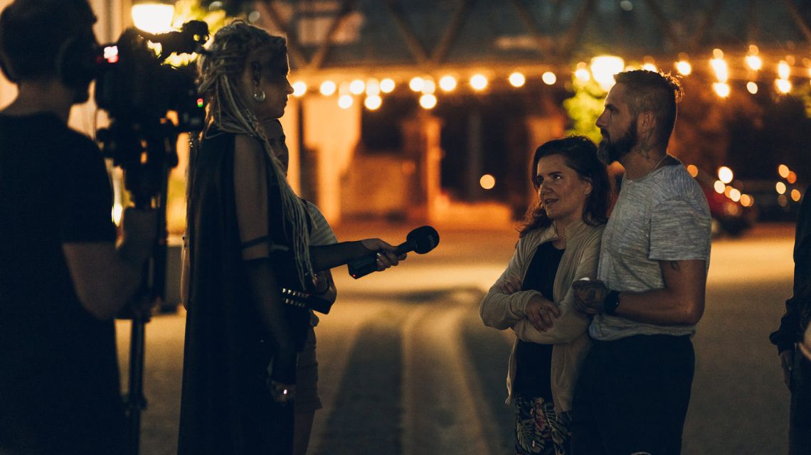 Steiger missionary Ania Greenwood connects with a young couple after the show.